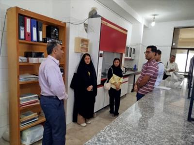بازدید دانشجویان بیولوژی و کنترل ناقلین دانشگاه علوم پزشکی بندرعباس از  پژوهشکده اکولوژی خلیج فارس و دریای عمان؛ گامی در جهت آشنایی با تحقیقات